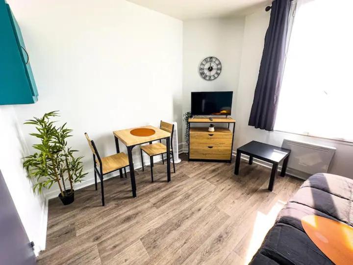 Appartement Cerf1-Centre Ville Meaux-Gare-Disney Eksteriør bilde